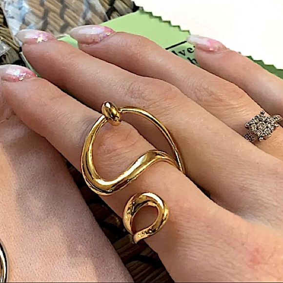 Irregular Gold Plated Swirl Resizable Ring - Picture 3 of 8